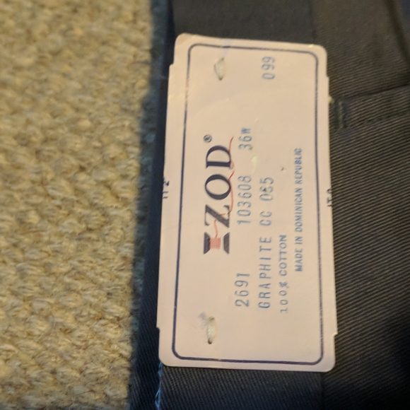 Vintage deadstock Izod Lacoste men's shorts new with tags! - Picture 2 of 3
